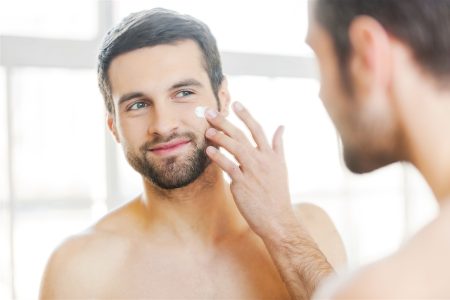 Soins dermocosmétiques pour hommes