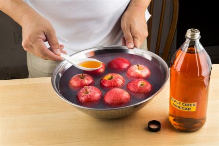 Utilisation du vinaigre de cidre pour traiter l'acné