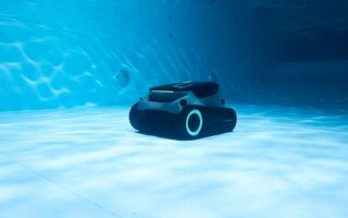 Aspirateur de piscine